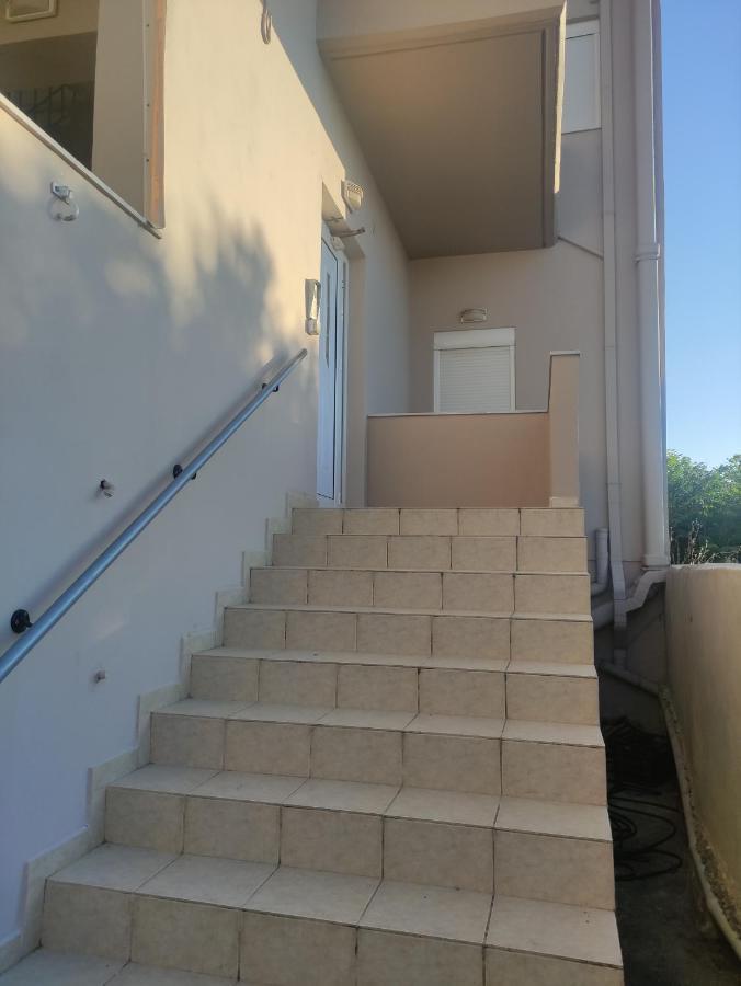 Οικογενειακό Διαμέρισμα Στα Χανια Με Θέα Ханья Экстерьер фото